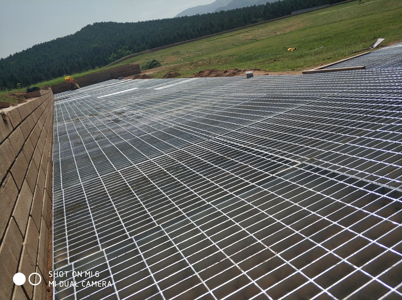 Forest farm industrial platform grating