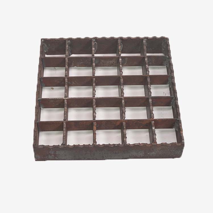 Untreated carbon steel bar grating before field coating